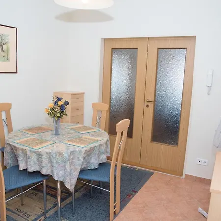 Centrum 2 Apartmanok *