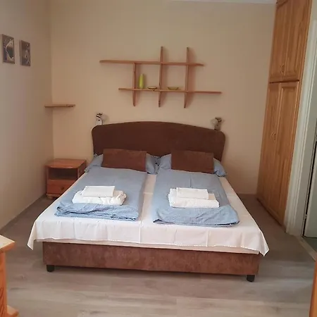 Apartment Centrum 2 Apartmanok *