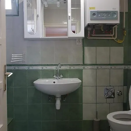 Centrum 2 Apartmanok Апартаменты Хевиз