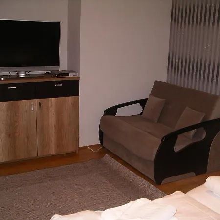 Apartment Centrum 2 Apartmanok *