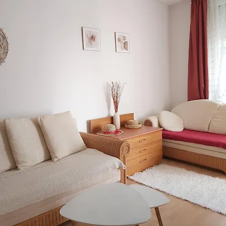 Centrum 2 Apartmanok Apartment *