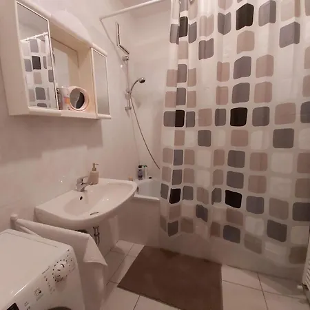 Centrum 2 Apartmanok Apartment *