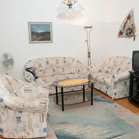 アパート Centrum 2 ヘーヴィーズ