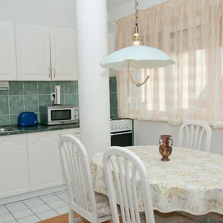 Apartment Centrum 2 Apartmanok *