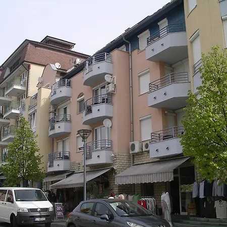 Centrum 2 Apartmanok Hévíz