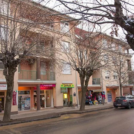 Апартаменты Centrum 2 Apartmanok Хевиз