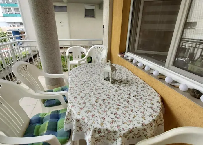 Apartamento Centrum 2 *