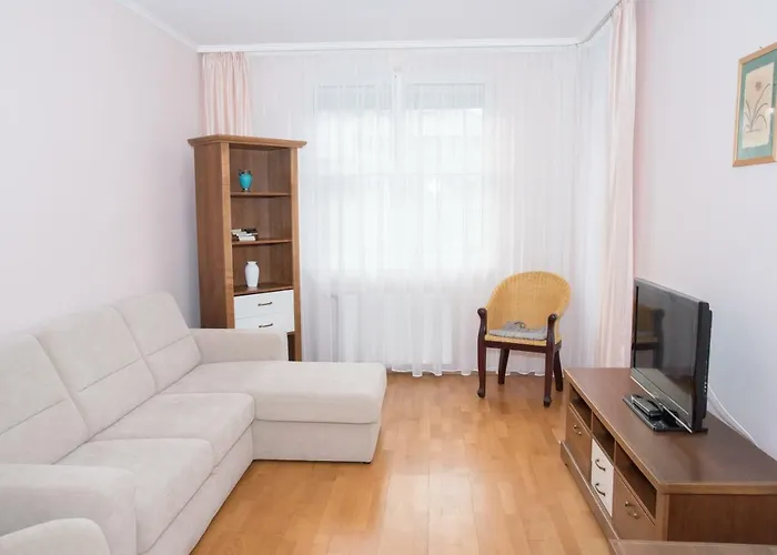 Apartamento Centrum 2 *